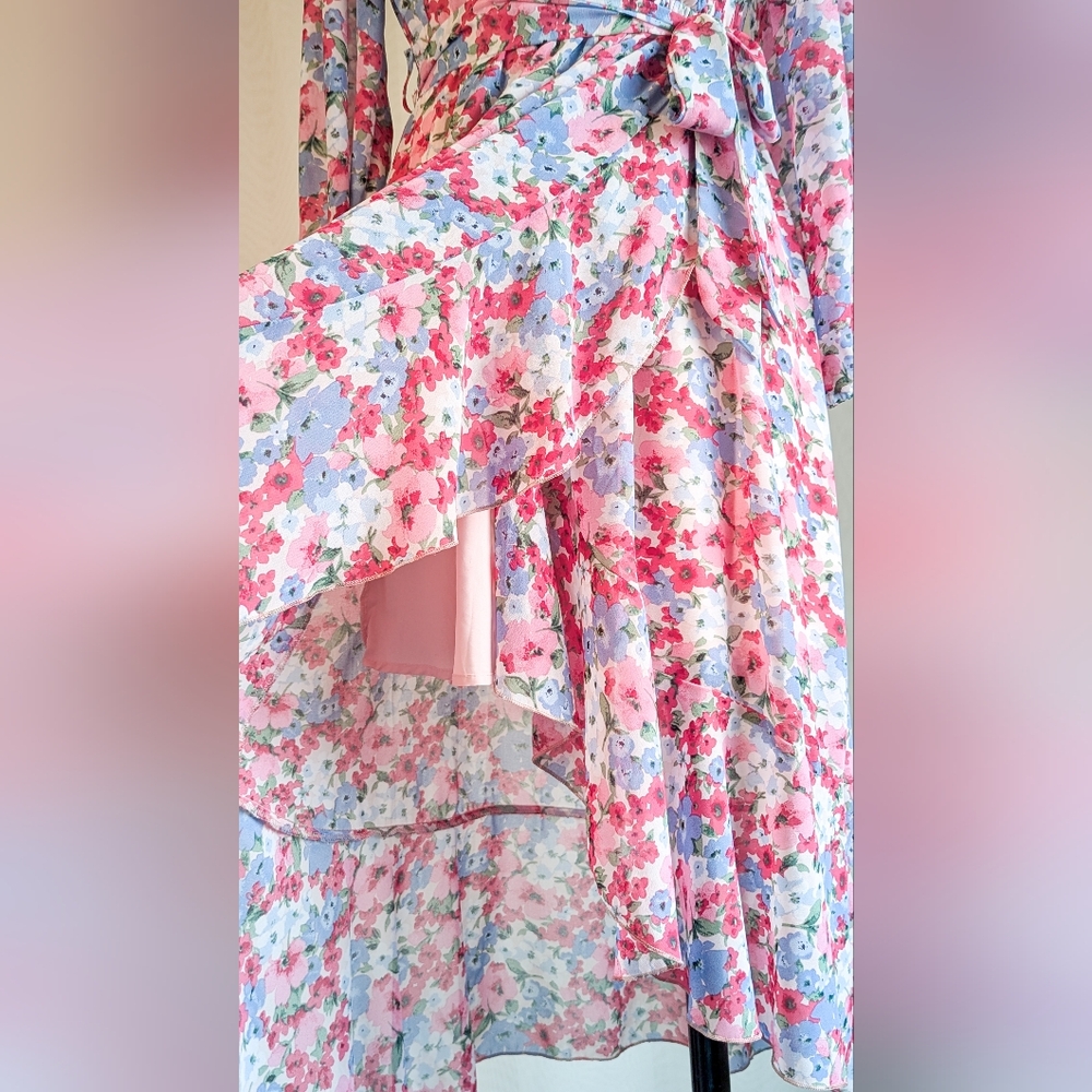 Floral Wrap Dress - Picture 5 of 6